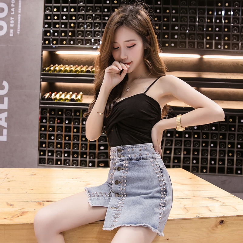 Chân Váy Denim Ngắn Đính Đinh Tán Cá Tính Cho Nữ | BigBuy360 - bigbuy360.vn