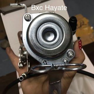 Bình xăng con Hayate đời đầu