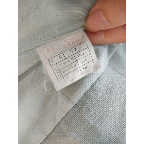 Áo khoác Hàn size M L nhỏ