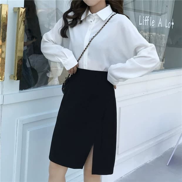 chân váy chữ A xẻ trước trẻ trung