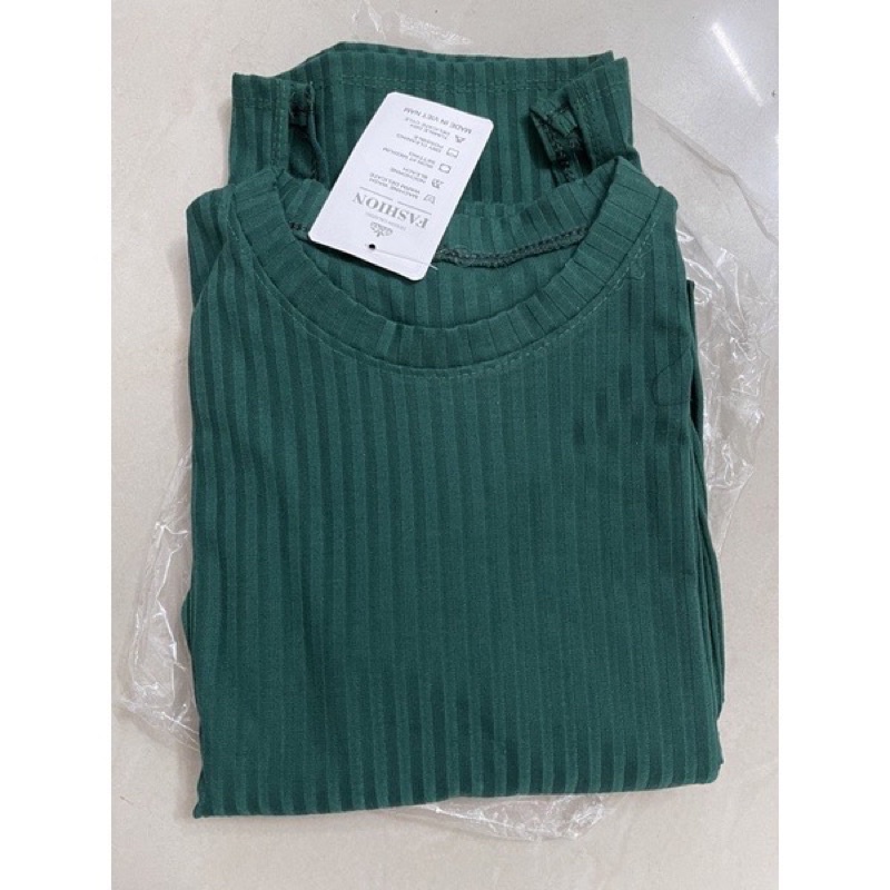 set đồ bộ thun gân, áo thun cổ tron xẻ tà khoe eo mix quần dài ôm