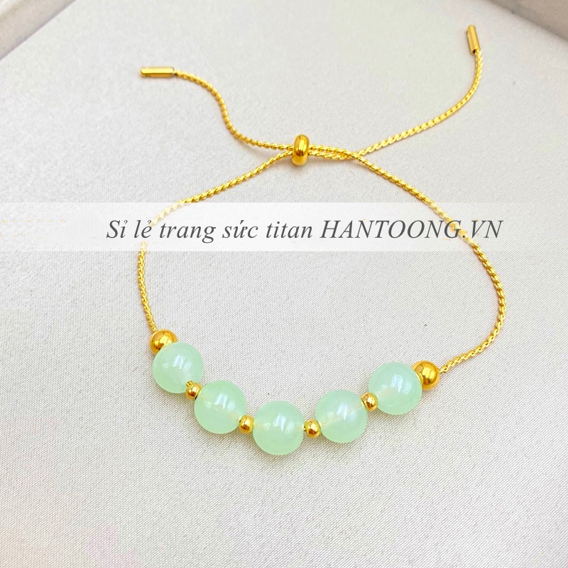Vòng tay titan nữ không gỉ xâu hạt ngọc màu xanh thời trang sang trọng mẫu mới