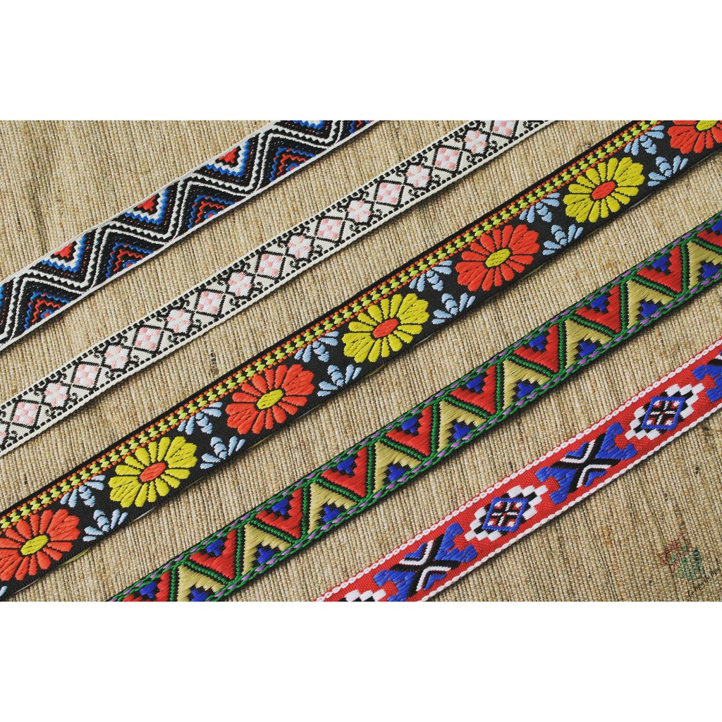 Vòng chân boho họa tiết thổ cẩm