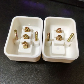 CÔNG TẮC ĐIỆN VESA (gắn vào tấp lô - bảng điện) 2 CHẤU & 3 CHẤU