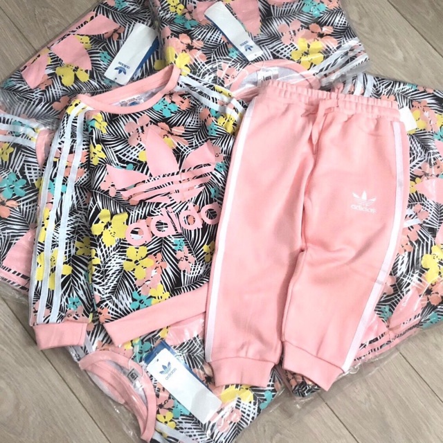 Cambo bộ nỉ bé gái size 3-8y