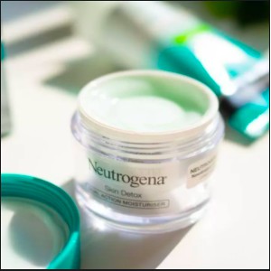 Kem Dưỡng Thải Độc Neutrogena Skin Detox Soin Hydratant Détoxifiant 50ml | BigBuy360 - bigbuy360.vn