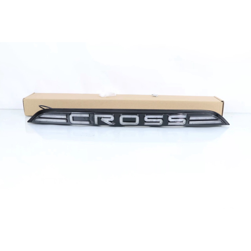 TAY MỞ CỐP CÓ ĐÈN XE TOYOTA CROSS