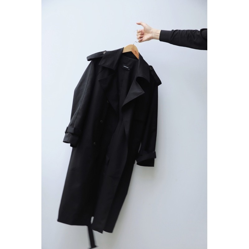 Mangto Dáng suông màu đen