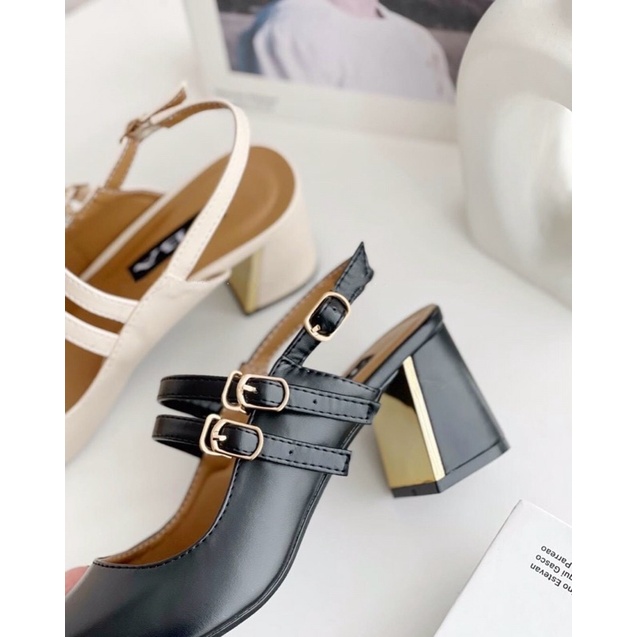 Giày cao gót bít mũi kiểu dáng Hàn Quốc màu nude_đen