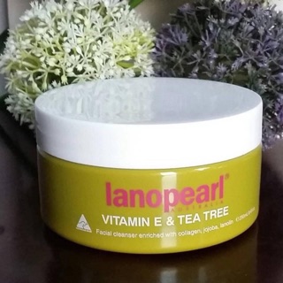 Sữa rửa mặt tinh chất vitamin E và trà xanh Lanopearl 250ml