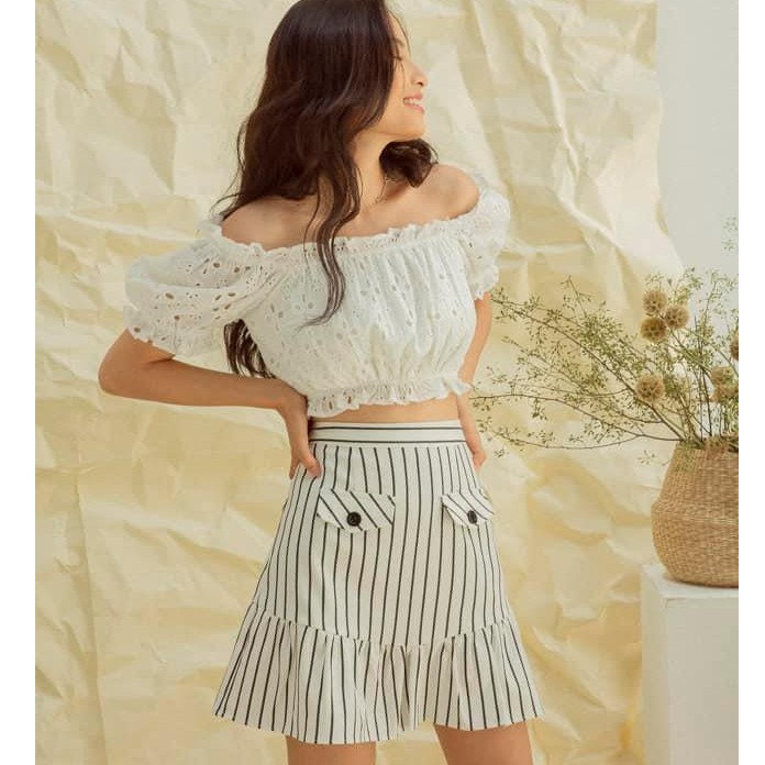 Goût De Jun Chân Váy Sọc Trắng Đen Nhúng Bèo Joein Skirt | BigBuy360 - bigbuy360.vn