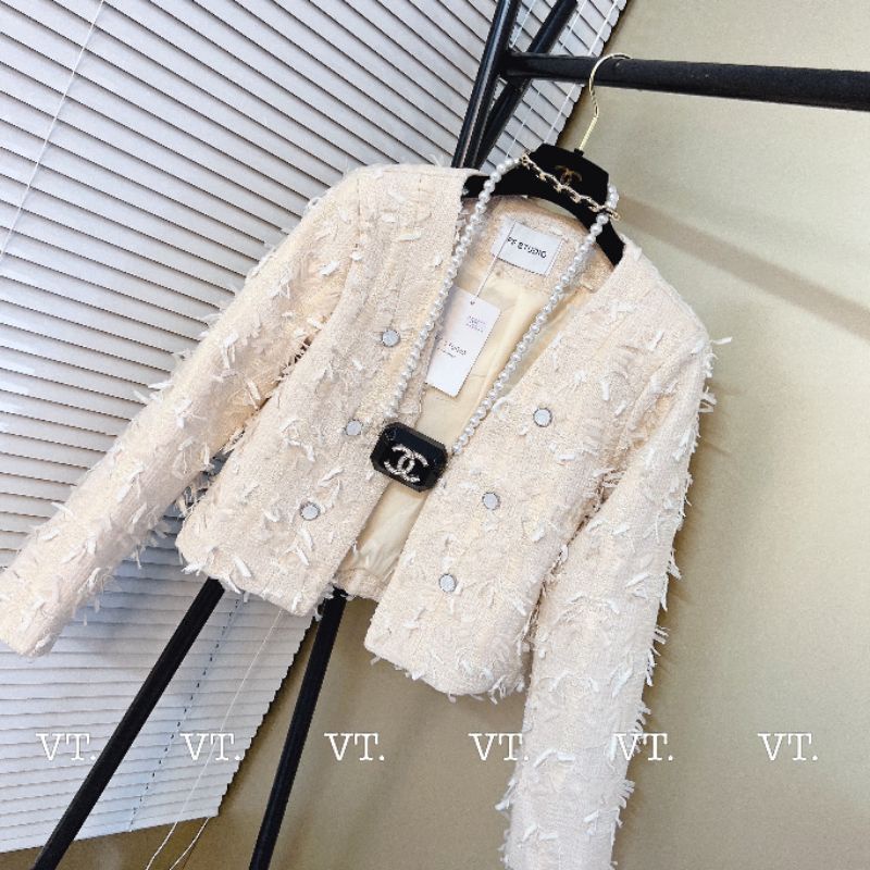 Áo Dạ màu hồng kem.