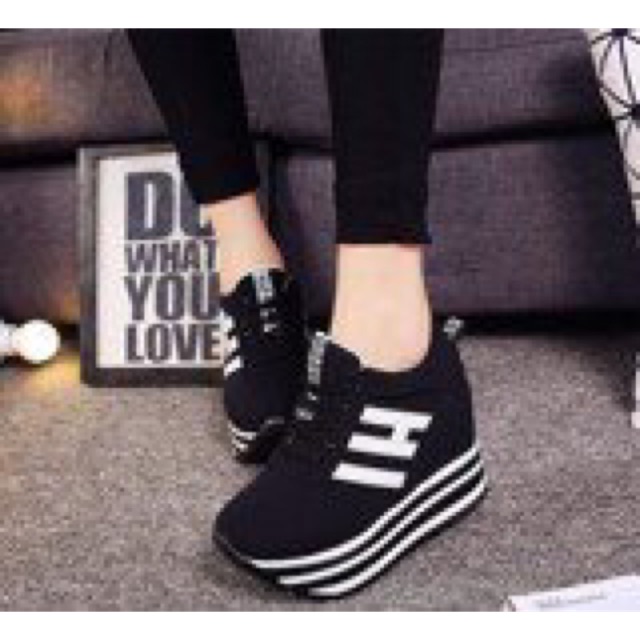 GIÀY ĐẾ CAO CỔ THẤP CHỮ H