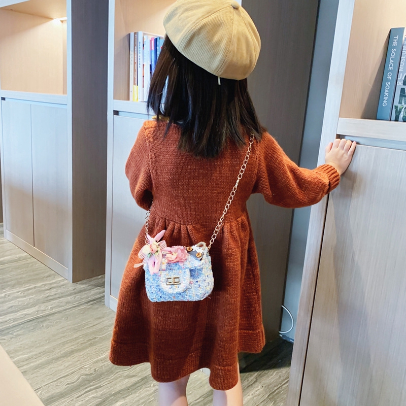 Túi đeo chéo vai BEAR LEADER đính hoa ba chiều nhỏ dễ thương có mùi thơm cho bé gái