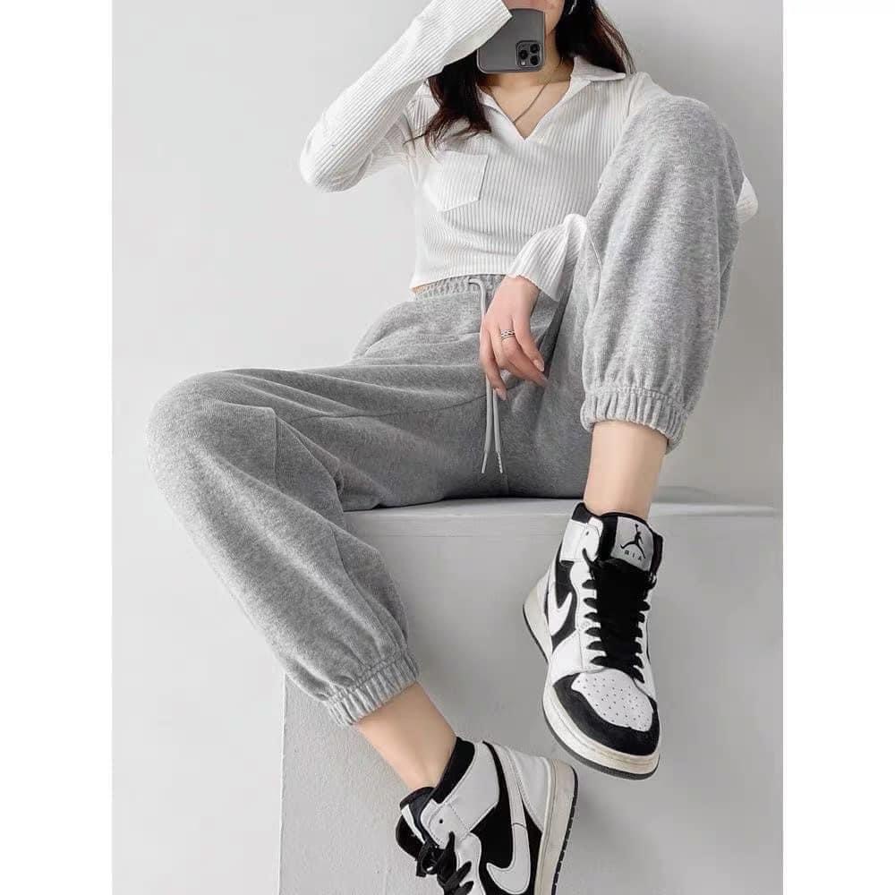 Quần Jogger Nữ Cạp Chun Bo Gấu chất liệu vải len tăm dày dặn 2 màu trắng ghi