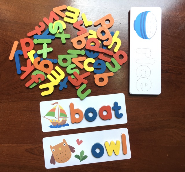 Spelling game - Học chữ Tiếng Anh bằng gỗ cho bé