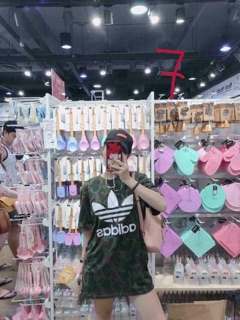 Áo adidas