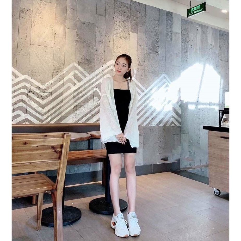 Set áo khoác cardigan len mỏng và váy 2 dây màu đen hot trend - VIECEN | BigBuy360 - bigbuy360.vn