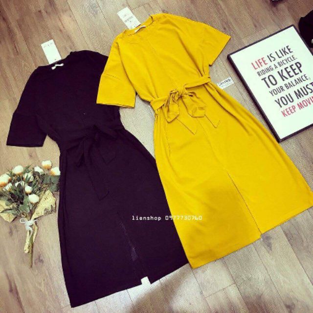 Đầm suôn cột eo