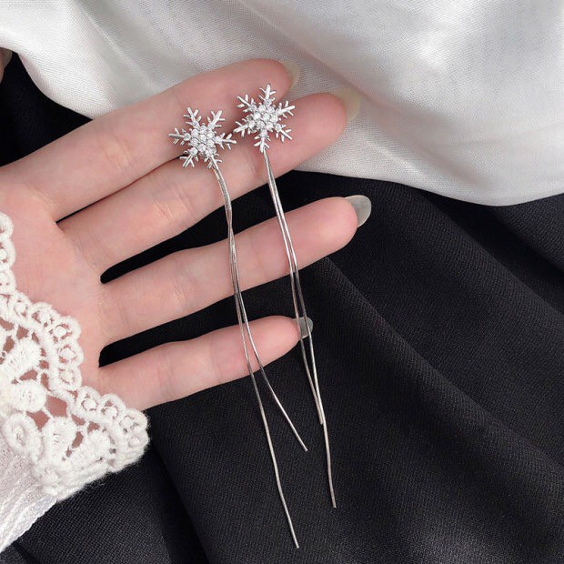 Snowflakes Long Chain Drop Earrings khuyên tai hoa tuyết phong cách hàn quốc sang chảnh