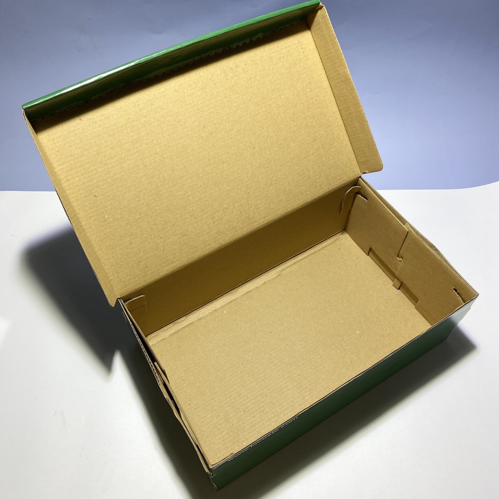 Hộp giấy carton Lacoste đựng giày dép quần áo mũ nón gói quà đóng hàng giá rẻ kèm bill thẻ giấy lụa nhật