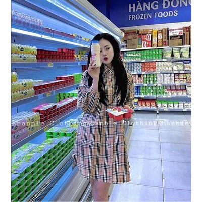 Váy sơ mi kẻ khuy nắp túi cá tính xẻ sườn