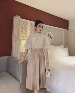 Chân váy xếp ly dáng dài