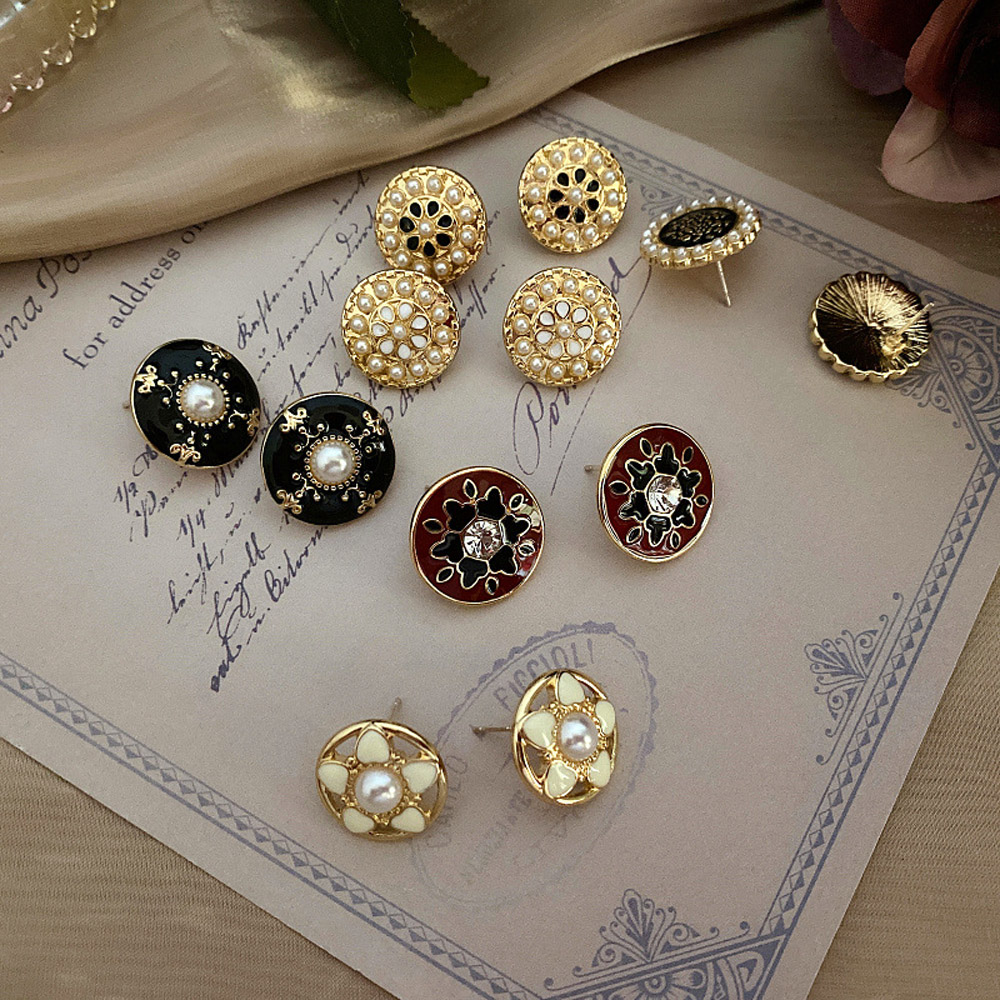 Khuyên tai thiết kế hình dạng độc đáo tùy chọn kiểu cho nữ