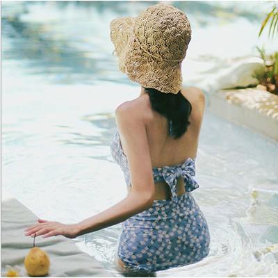 Bikini 2 mảnh QUEEN BIKINI Đồ bơi nữ kín đáo đi biển họa tiết hoa nhí BIK40 | BigBuy360 - bigbuy360.vn