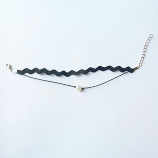 Vòng tay chocker 2 lớp ren và dây da cao cấp kèm hạt trắng