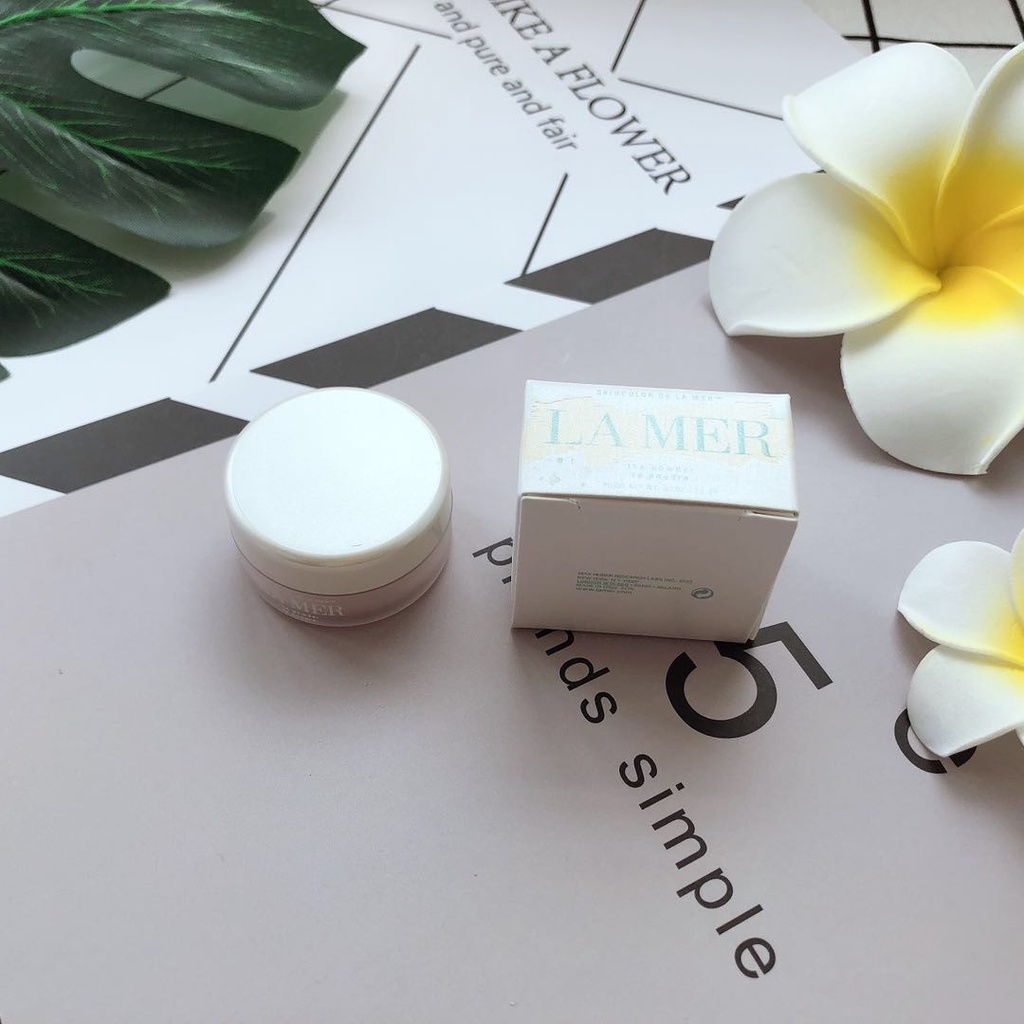 Phấn phủ LAMER ánh ngọc trai siêu nhẹ kiềm dầu 3g