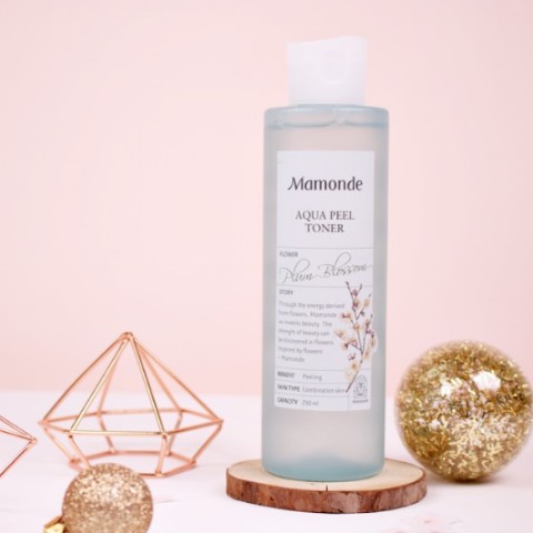 Nước Hoa Hồng Cấp Nước,Tẩy Da Chết,Ngừa Mụn Mamonde Aqua Peel Toner 250ml #Plum Blossom