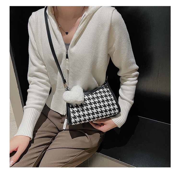 Túi xách đeo chéo, túi kẹp nách thời trang đi chơi, đi làm phong cách Hàn Quốc