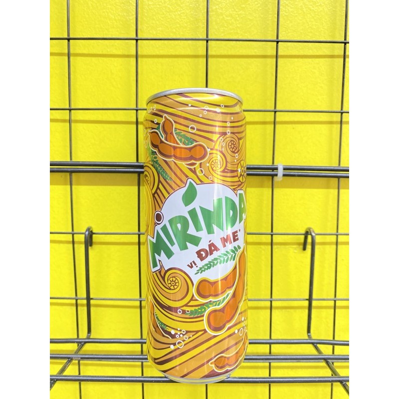 Nước ngọt Mirinda đá me lon 320ml