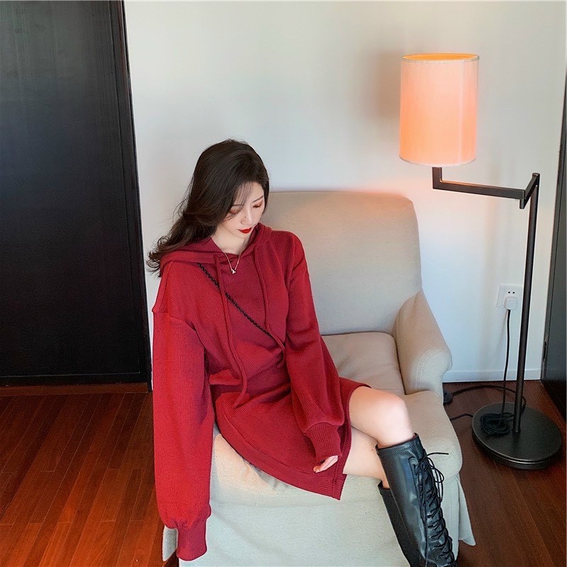 ĐẦM ĐỎ ĐEN XÁM GÂN HOODIE | BigBuy360 - bigbuy360.vn