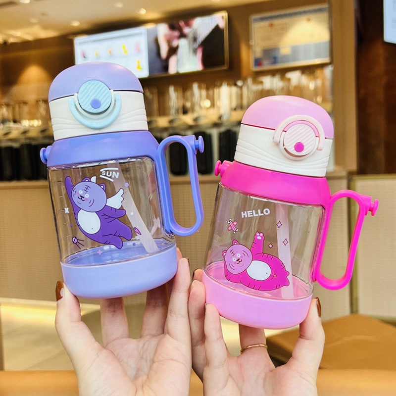 Bình Nước 500ml Cho Các Bé Có Tay Cầm Dây Đeo Tặng Kèm Sticker