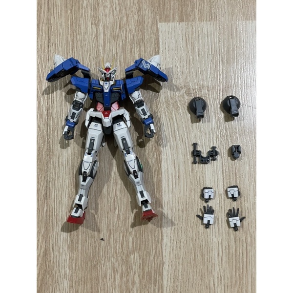 Mô hình Gundam RG 1/144 00 Raiser Bandai [2nd - Vui lòng đọc kỹ mô tả]