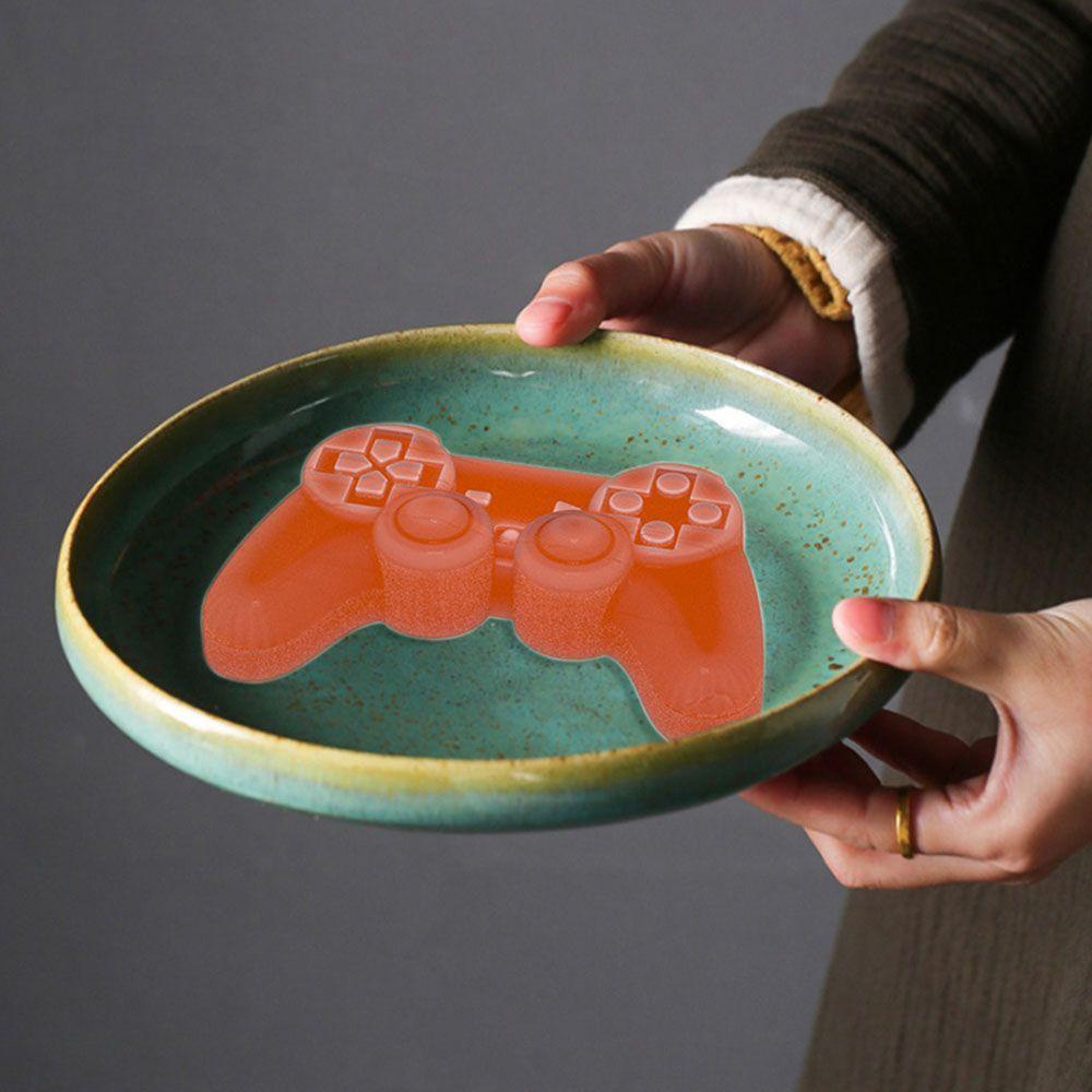 Khuôn Silicone Làm Đá Viên Hình Tay Cầm Chơi Game PISTA