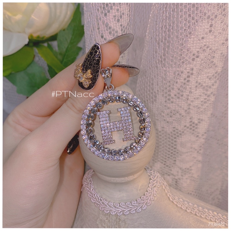 ᴾᵀᴺᵃᶜᶜ Mặt dây chuyền bạch kim chữ H đính soàn tấm