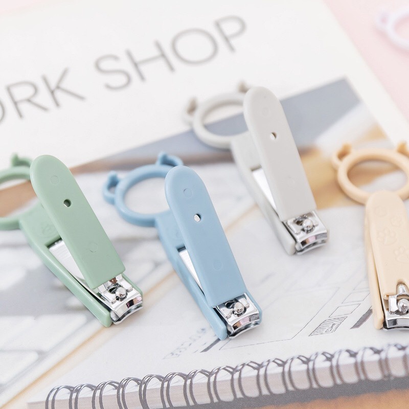 Bấm Móng Tay Gắn Sticker Xinh Xắn Dễ Thương