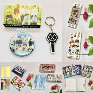 Combo phụ kiện EXO : 1 móc khoá , 1 gương , 1 sổ kèm bút , 1 bộ compa eke  , 1 bookmack 36 ảnh, 1 huy hiệu ,1 lomo card