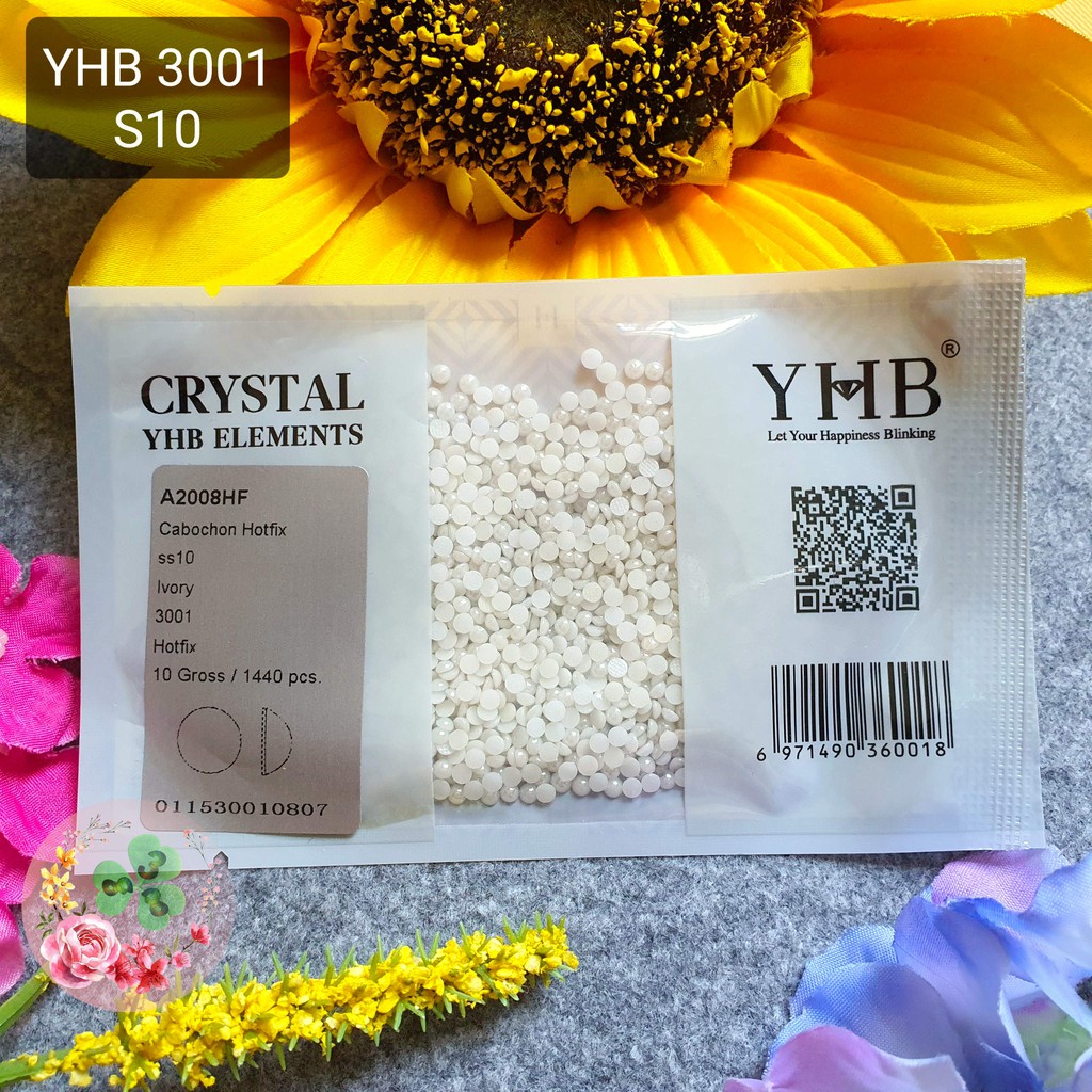 Mã YHB 3001 - Trai nửa màu trắng nhiều size , chuẩn chất lượng, đính dán móng, làm nhụy hoa siêu sang chảnh.