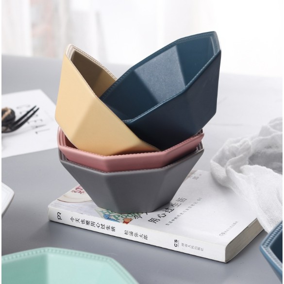 Chén màu pastel hình lục giác phong cách phương Tây, được nhiều người yêu thích