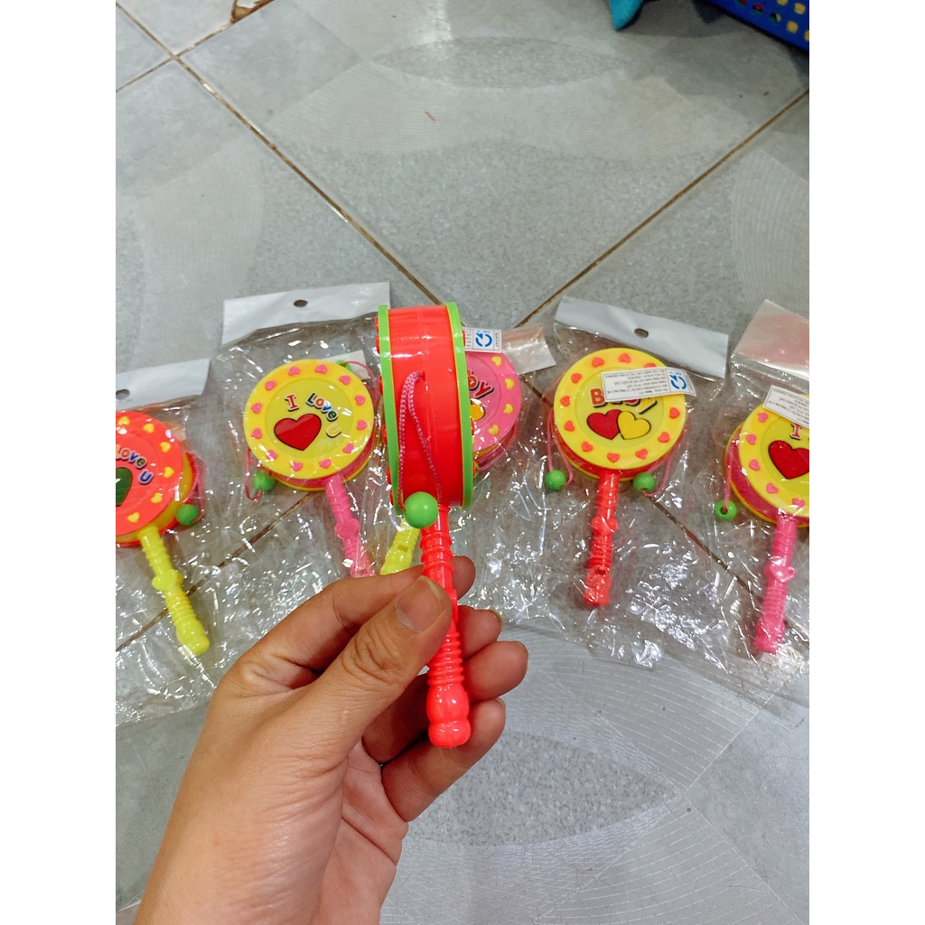 Đồ chơi trống lắc mini kích thích giác quan nhìn cho bé sơ sinh