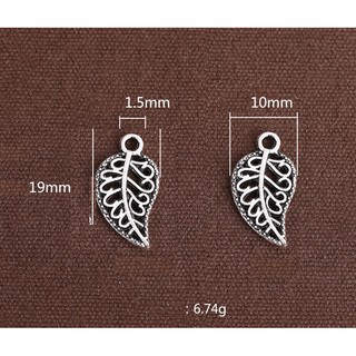 Charm treo chiếc lá bạc