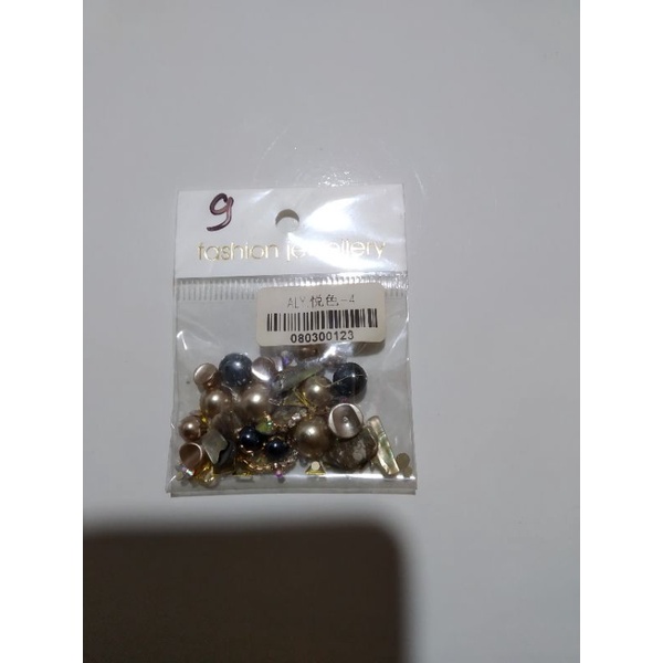 Hình champ trang trí móng nail đẹp nhiều mẫu
