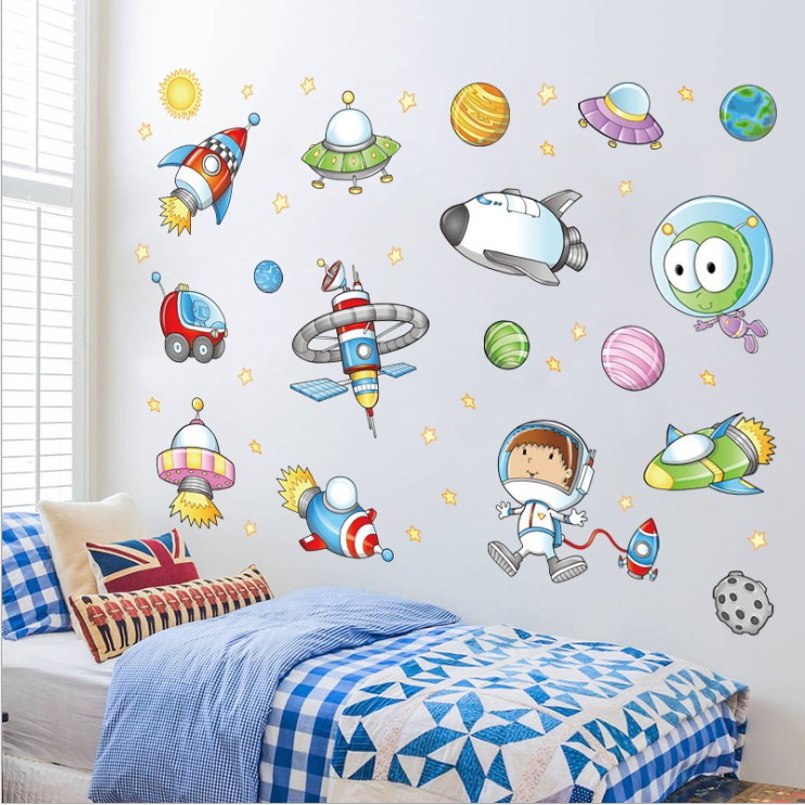 Decal dán tường cho bé trai tranh vũ trụ, tên lửa trang trí phòng siêu đẹp AmyShop -decalhcm
