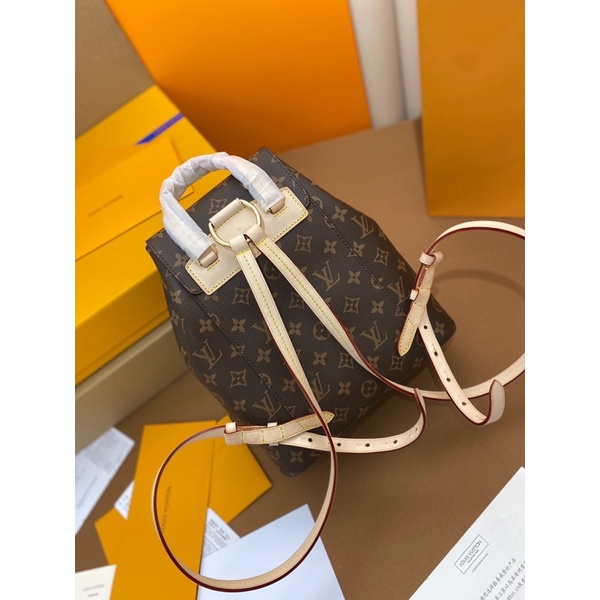 Balo thời trang nữ thương hiệu Louis Vuitton LV Montsouris da thật cao cấp
