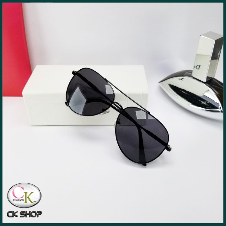 Mắt kính nam - Kính chống tia UV nam | BigBuy360 - bigbuy360.vn