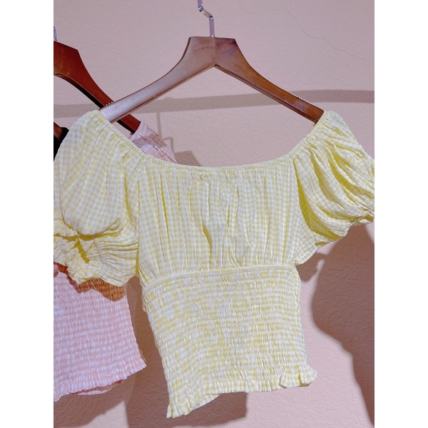 Áo Croptop Smocking Nút Bọc